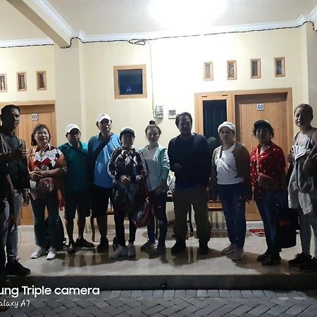 R3 Brawijaya Homestay بانيووانجى المظهر الخارجي الصورة