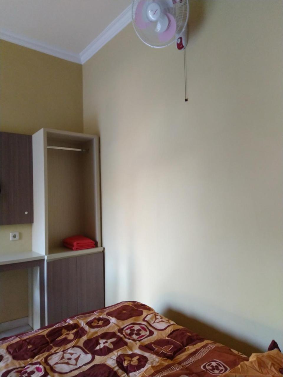 R3 Brawijaya Homestay بانيووانجى المظهر الخارجي الصورة
