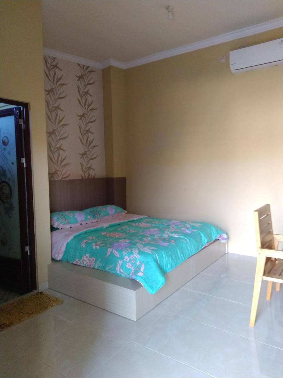 R3 Brawijaya Homestay بانيووانجى المظهر الخارجي الصورة